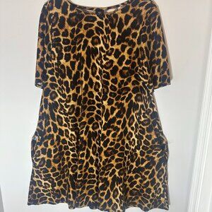 Agnes & Dora Leopard Shift/Swing Dress Size M